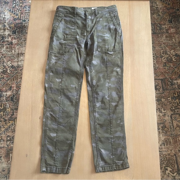 Anthropologie Wanderer Camo Utility Pants - Picture 4 of 13